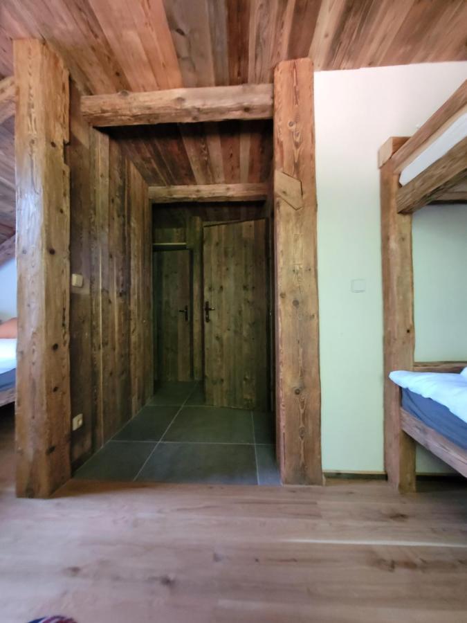 Berry Hotel Клатови Екстериор снимка